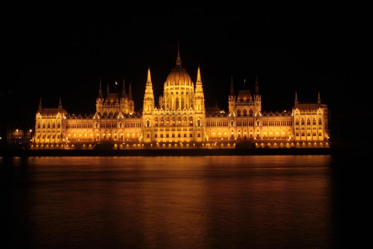 Casina Di Tea Budapest Exteriör bild